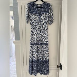Gap cinched waist blue and white summer dress